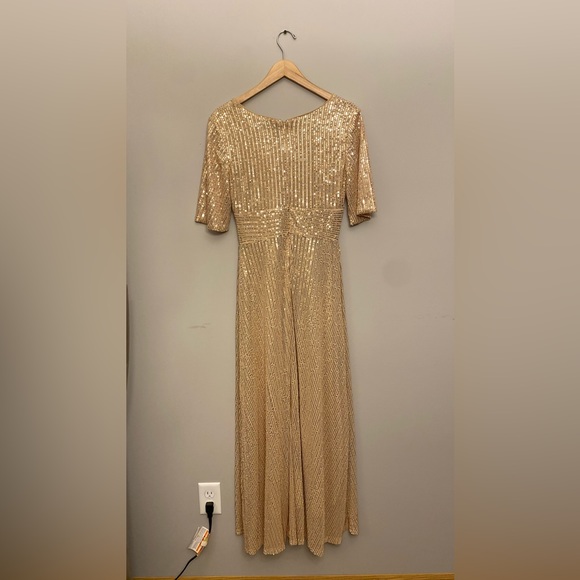 Shein Tiered A-Line Sequin V-Neck Maxi Dress size 4 - Picture 7 of 12